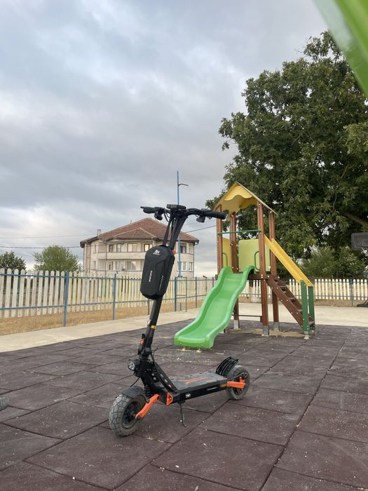 Електрическа тротинетка ,,KUKIRIN G2pro”
