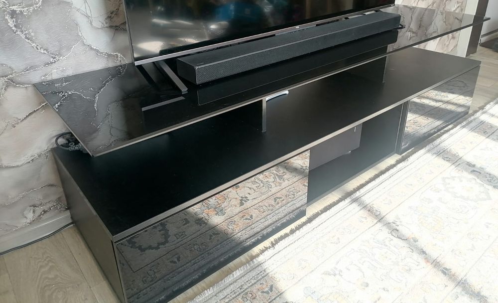 тумба под Телевизор