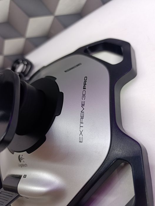 Maneta Logitech extreme 3d pro perfect funcțională