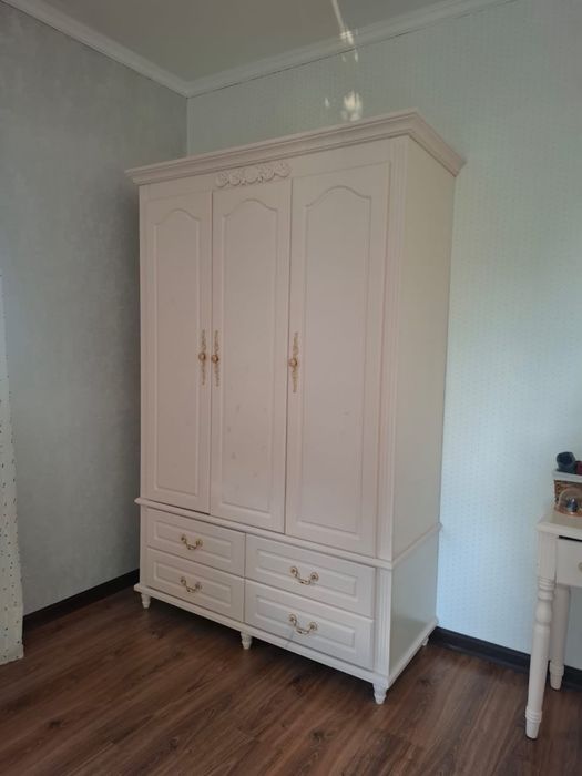 Детский шкаф для девочки