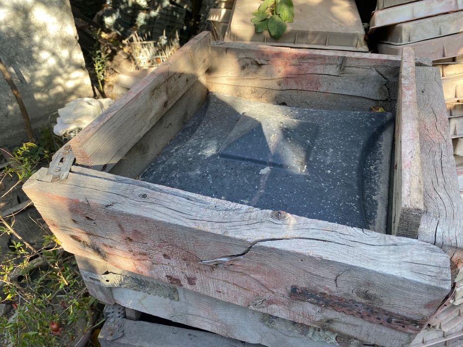 Продам вибростол с формами