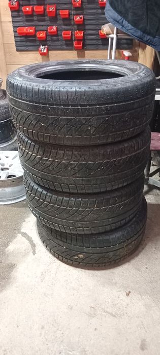 Зимни гуми 255/55-R18