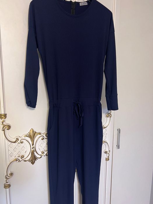 Женский комбинезон