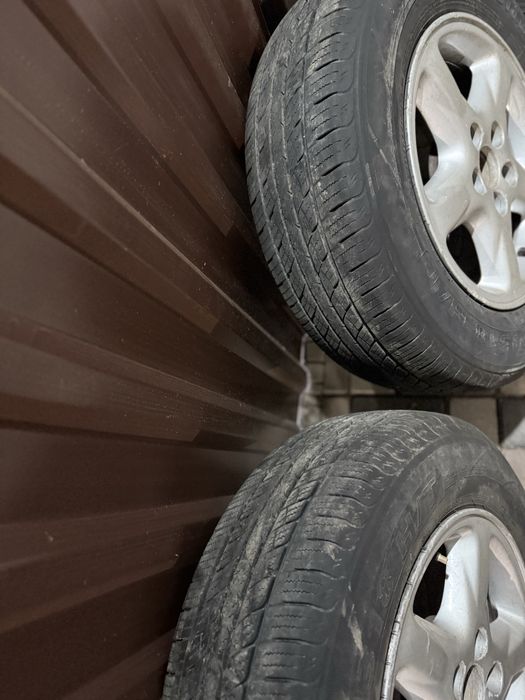 Комплект шин с дисками тойота