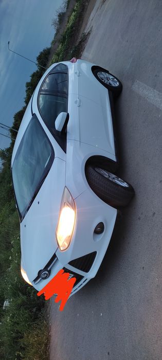 Ford  Focus     3