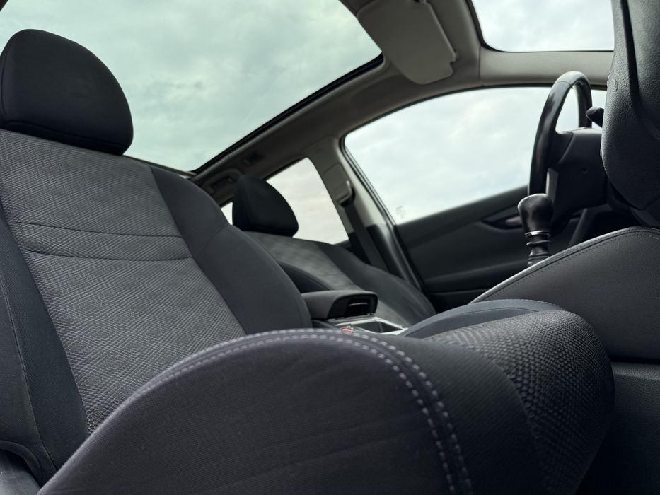 Nissan qashqai 2015 Diesel Camera mansalier/Navigatie