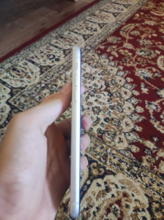 Iphone 11  полу идеал сост