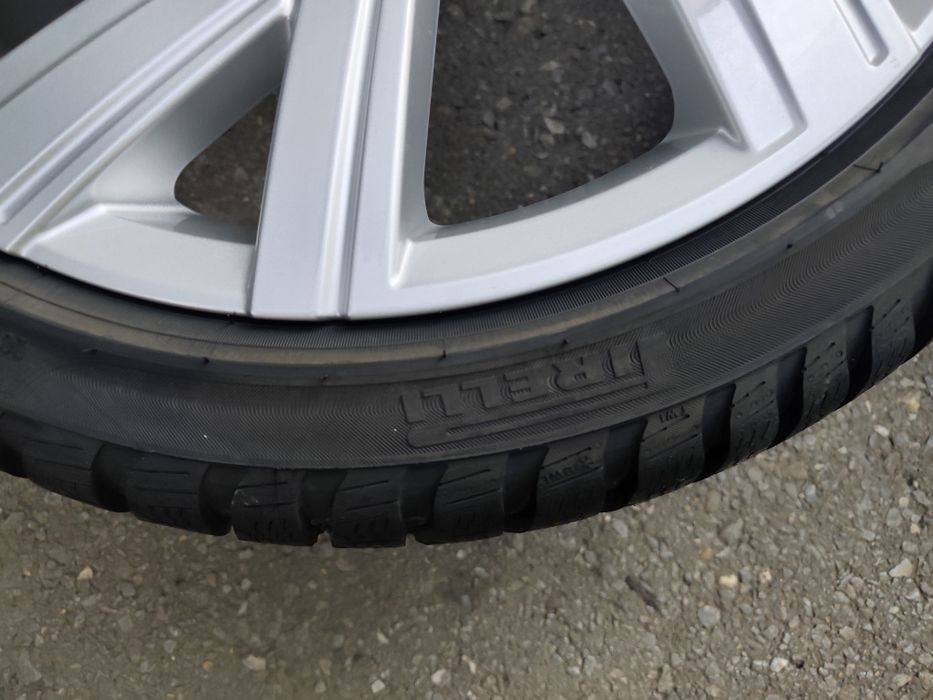 225/40/18" 4бр Pirelli Sotozero 3,dot4524,7mm