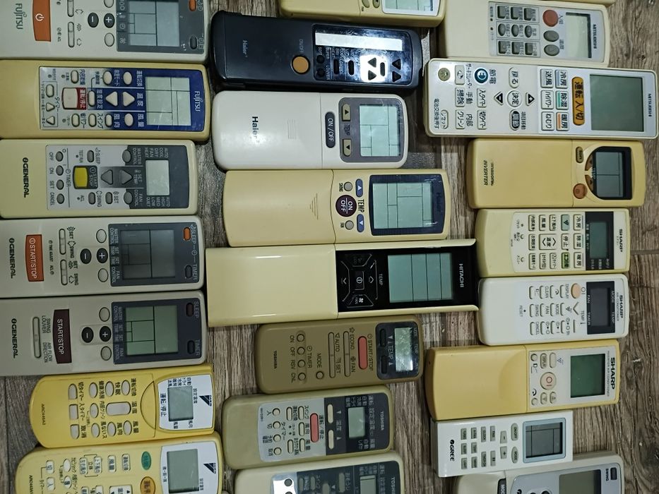 Дистанционно за климатик Air conditioning remote genuine