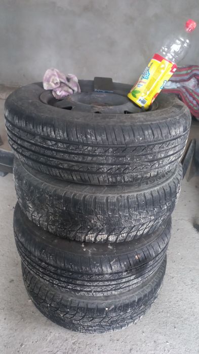 Покрышка с дисками на 14