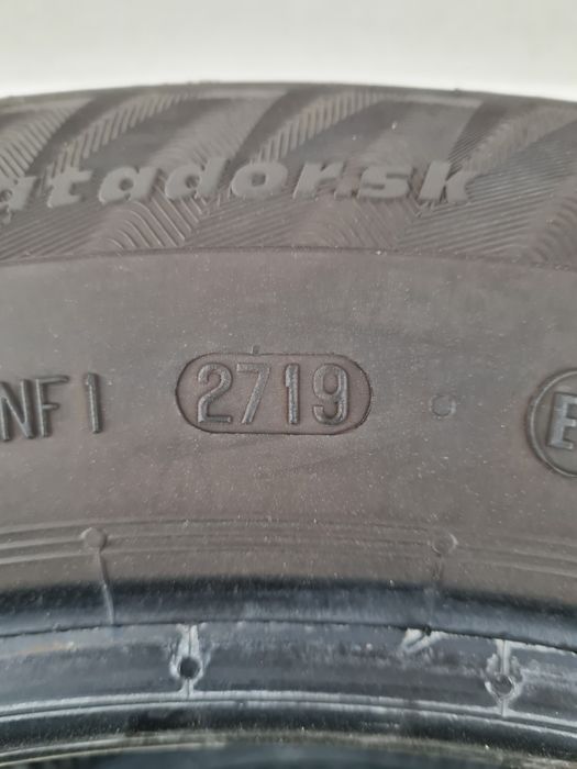 Зимни гуми 2 броя MATADOR SibirSnow 205 60 R16 дот 2719