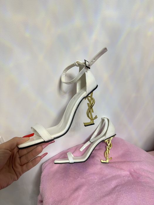 Sandale YSL toc auriu, model sarpe