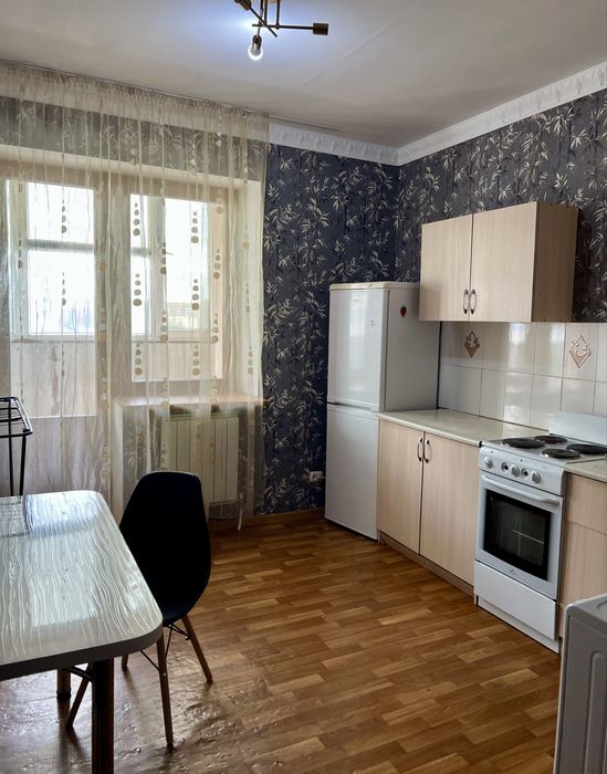 Квартира посуточно проспект Женис