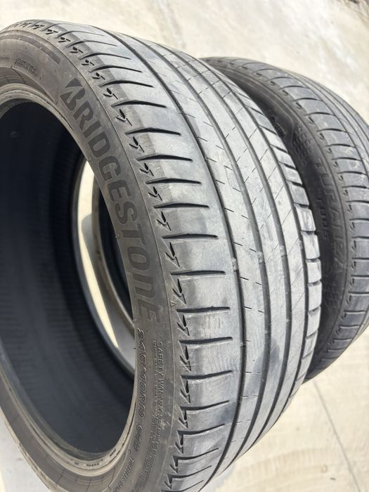 245/40-19 Bridgestone dot 0424