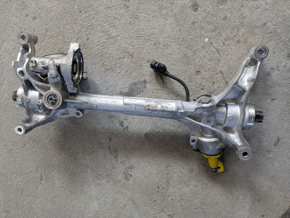 Casetă direcție Mercedes Benz C Class W206, A2064609802