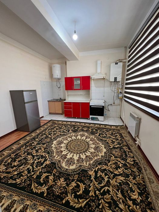 2/3/3 сотилади  100м²