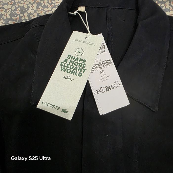 Geaca noua Lacoste