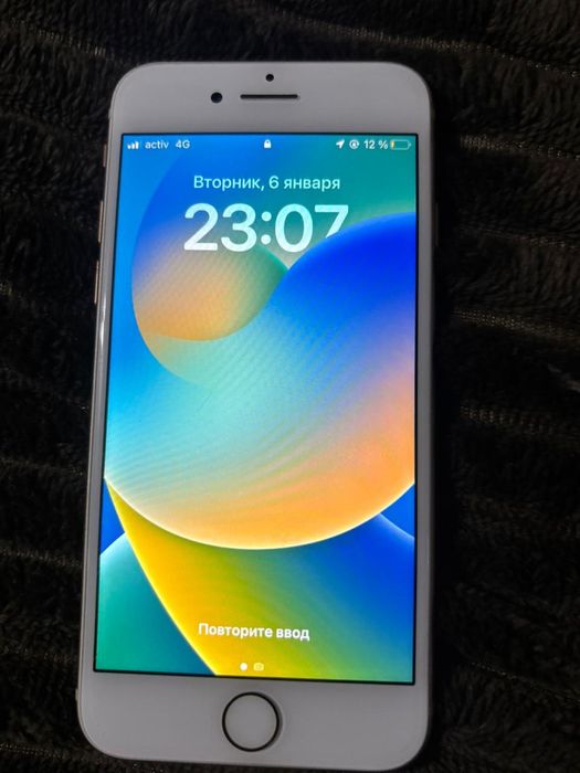 Продам айфон 8,в идеальном состоянии