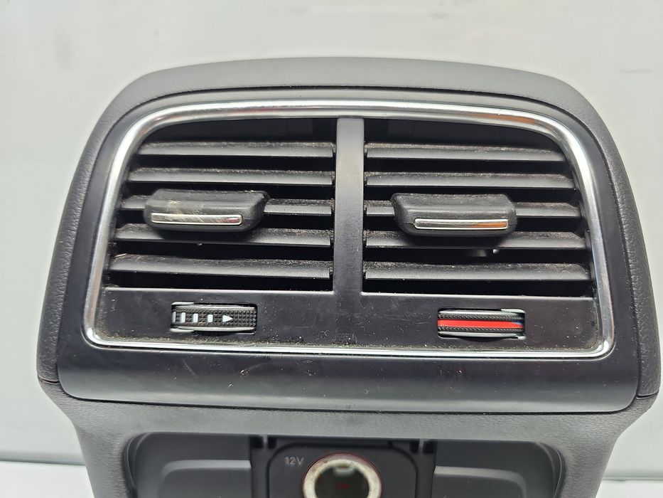 Grila aerisire spate AUDI A4 (8K2, B8.5) [Fabr 2008-2015] 8K0864376