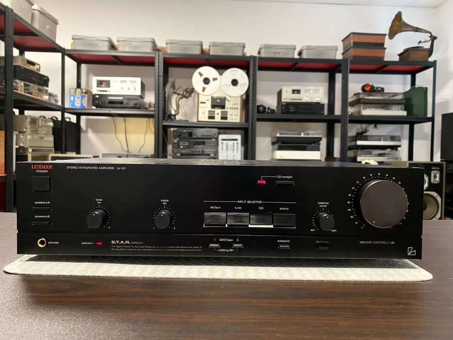 Качествен усилвател Luxman