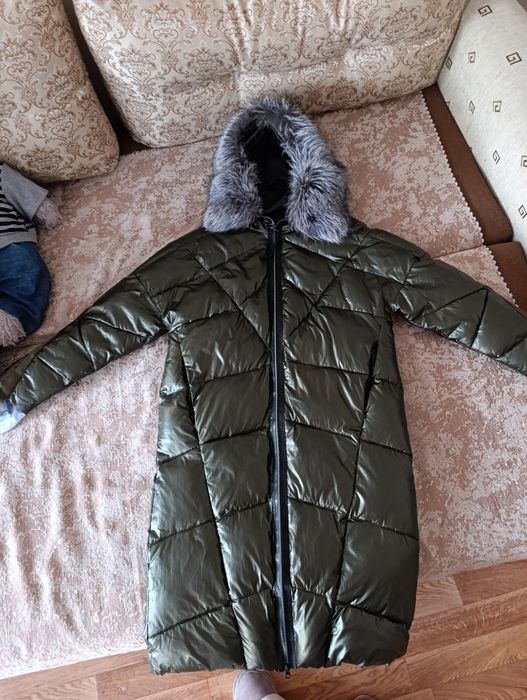 Продам зимнюю куртку