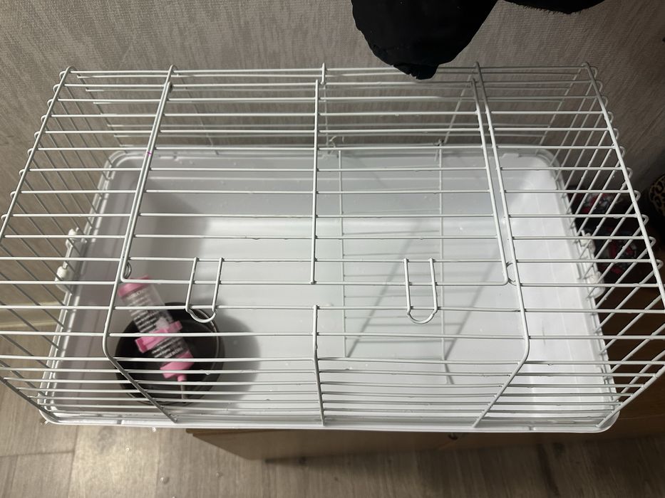 Продам клетку большая