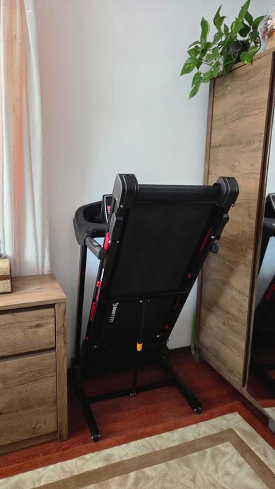 Banda de alergare BodyFit F5000