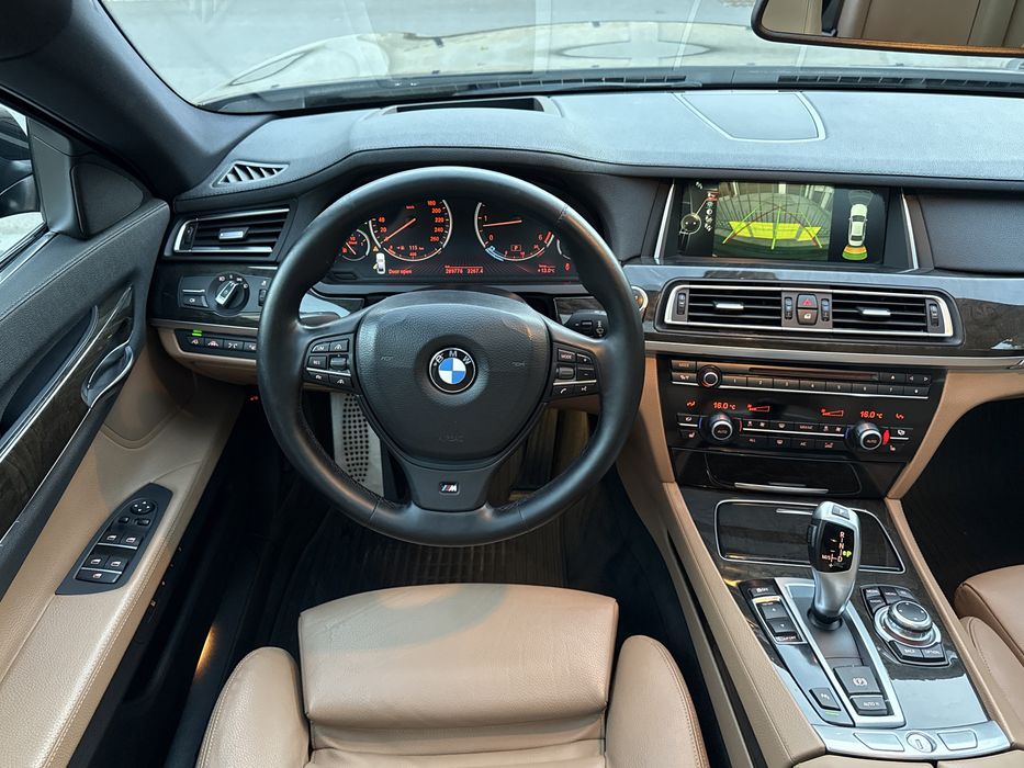 Bmw 730d / Facelift original / 2013 / M-Pack / impecabil