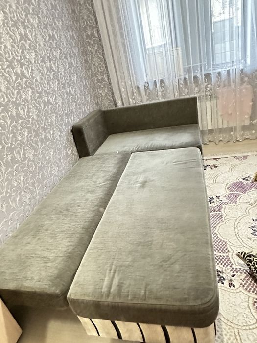 Диван Срочно срочно