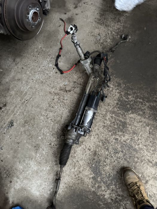 Рейка Бмв Х5 Х6 ф15 ф16 (reika bmw x5 x6 f15 f16)