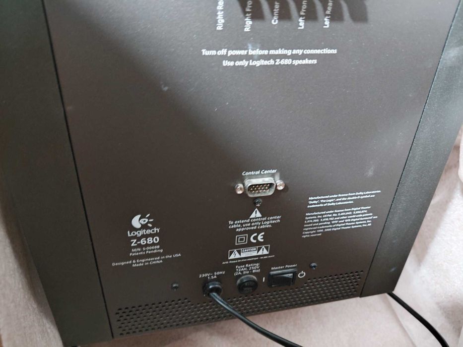 Продавам logitech z5500 внос холандия