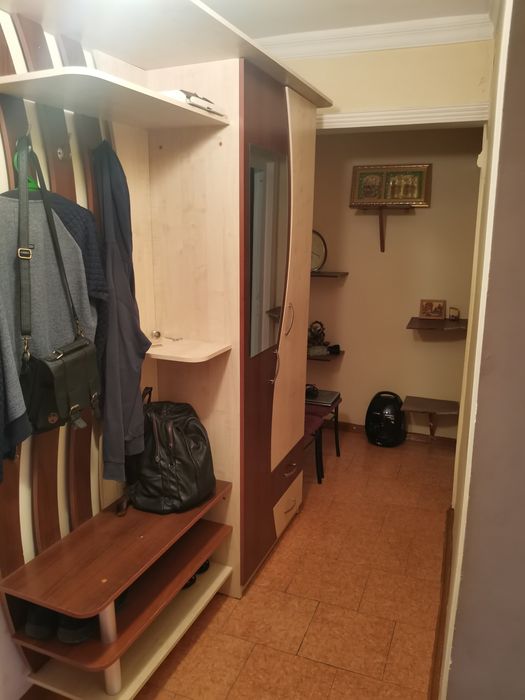 Продаётся 3х ком. кв., ул. Беруни 144. НАПРЯМУЮ ОТ СОБСТВЕННИКА