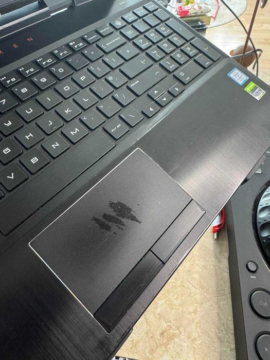 Геймърски лаптоп OMEN by HP 15-dc1516na