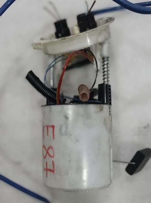 Топливный насос БМВ BMW E87.