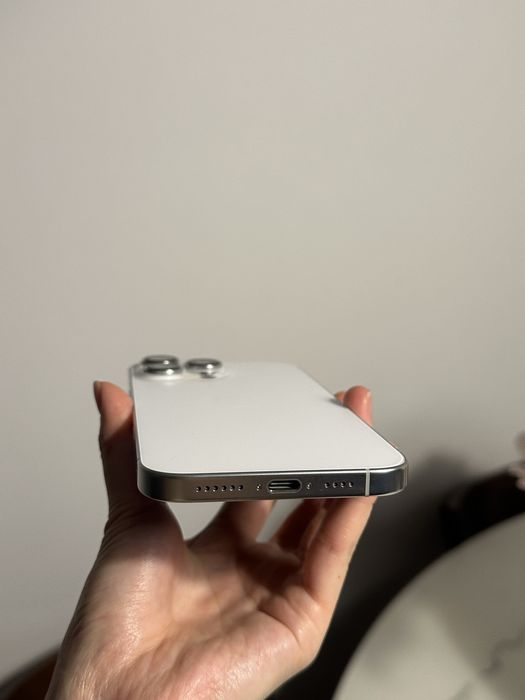 Iphone 16 pro max белый