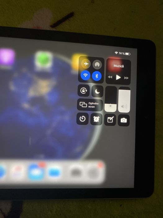 Ipad air.      (Mici imperfectiuni)