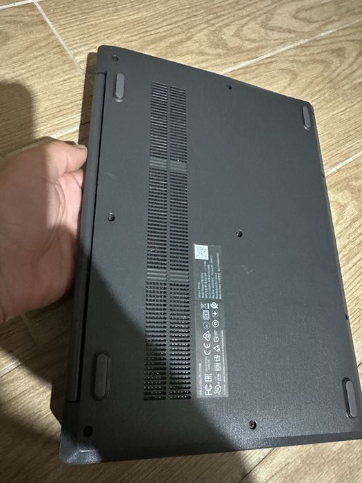 Vand Laptop Lenovo i5 Gen a10a