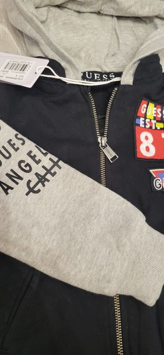 Яке момче Guess ново