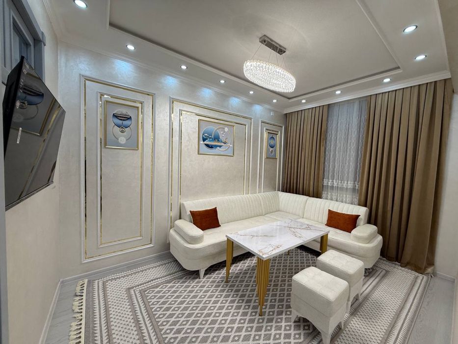 Gagarinda 2 xonali uy sotiladi!