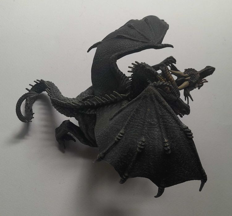 Dragon Action FIgure McFarlane Papo