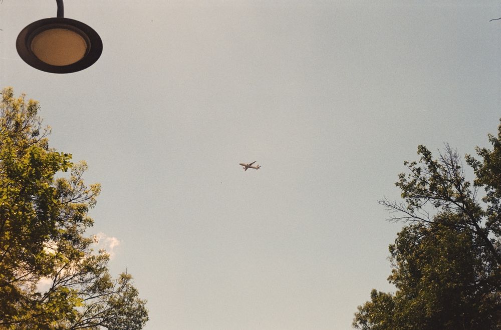 Фотоапарат CHINON CS. По договаряне.