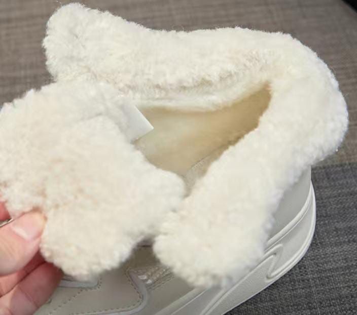 Женские высокие кроссовки