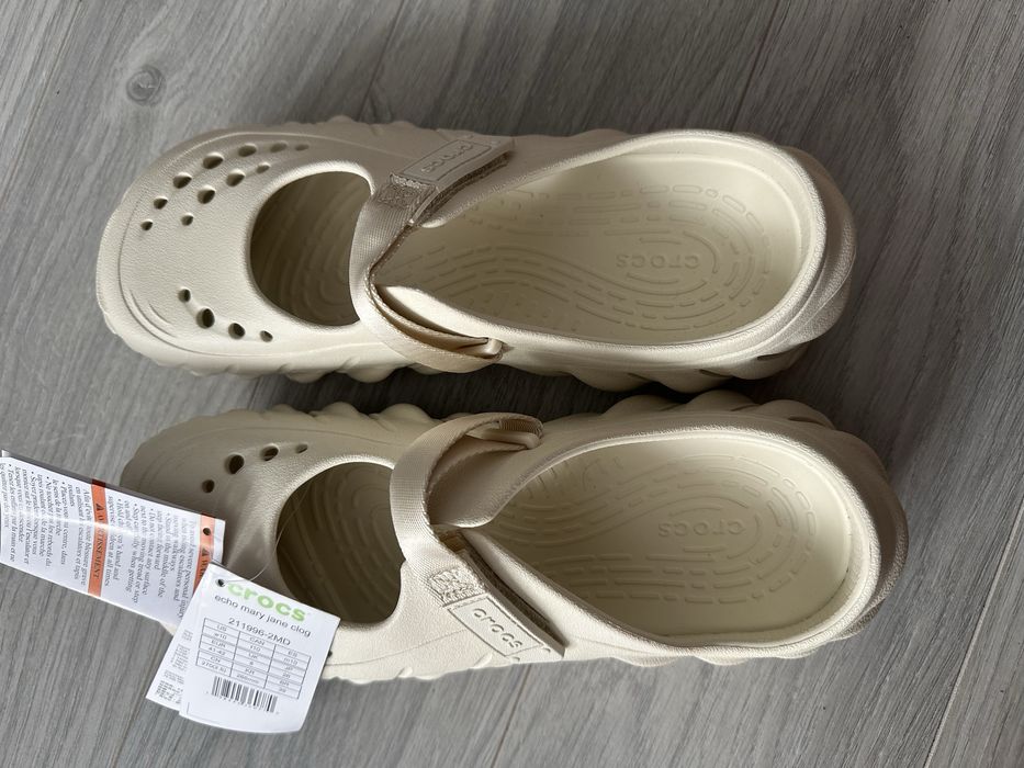 Pereche crocssss