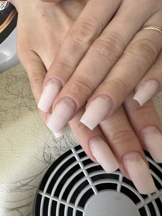 Маникюр выезд на дом