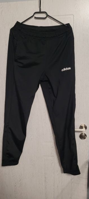 Комплект анцуг Adidas размер С/S