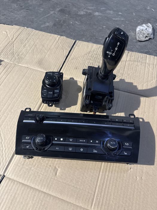Selector Joystick Clima butoane Clima Piano Black Bmw F01