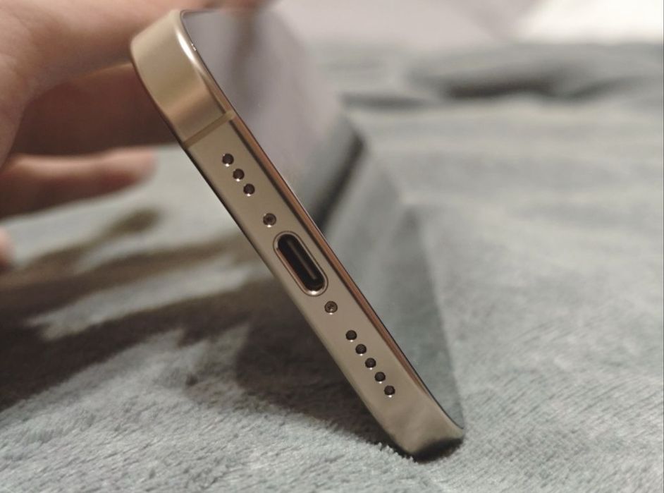 Iphone 16 pro 256 89% без ремонт