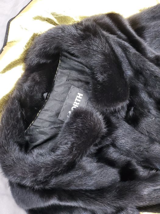 Канадская норка , чёрная,  в идеальном состоянии