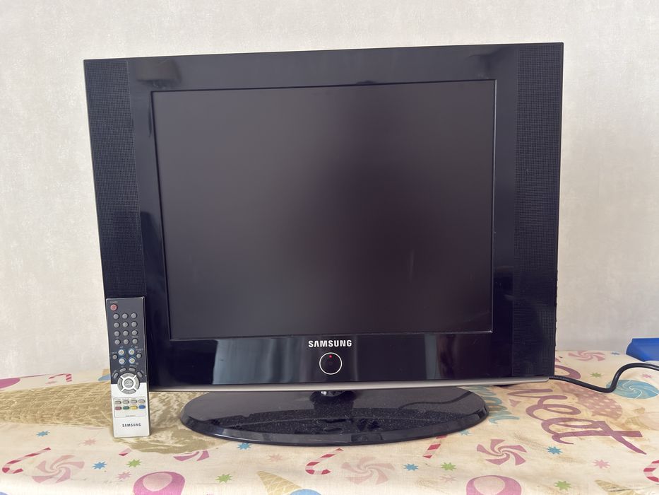 Телевизор Samsung 50”