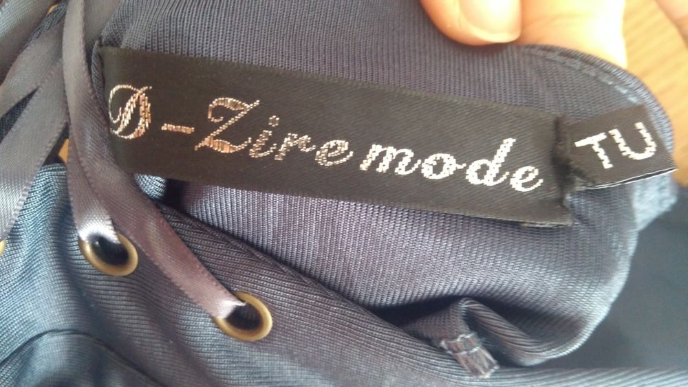 Официална сива рокля